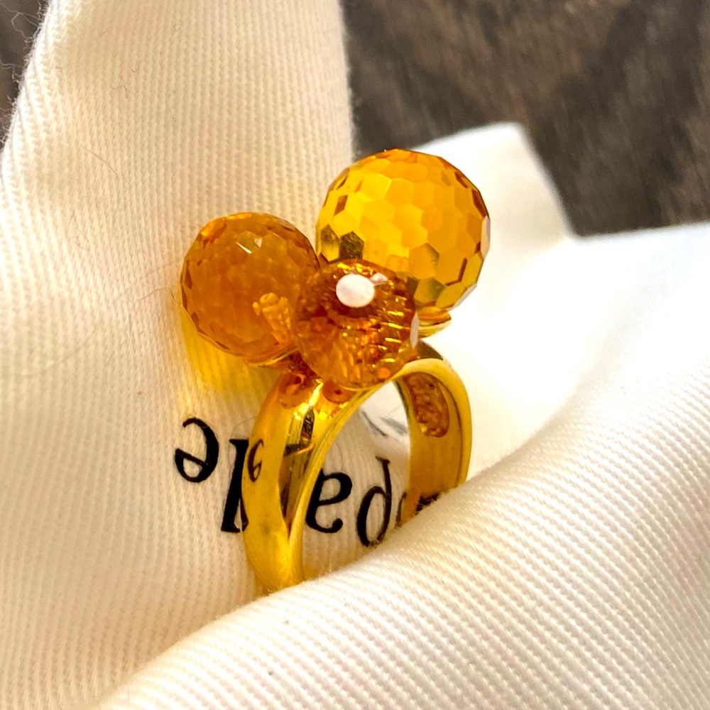 J Crew Chartreuse Toned 3 Crystal Balls Ring- size 8 - Picture 2 of 6